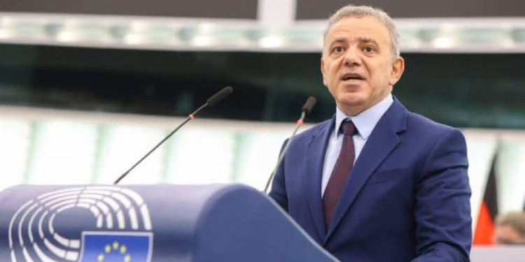 Costas Mavridis: Rojava için sessizlik suç ortaklığıdır Costas Mavridis: Rojava için sessizlik suç ortaklığıdır