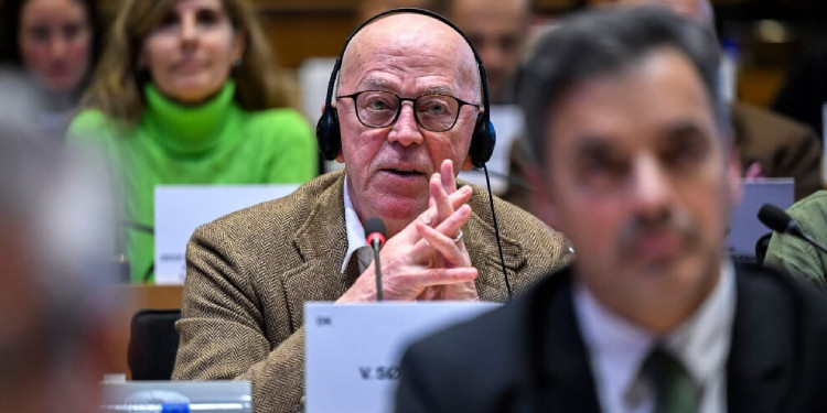 AP üyesi Villy Søvndal: Rojava’ya sessizlik tarafsızlık değil seçimdir AP üyesi Villy Søvndal: Rojava’ya sessizlik tarafsızlık değil seçimdir