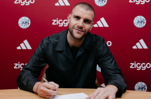 Maarten Paes AFC AJax Istimewa 2.png