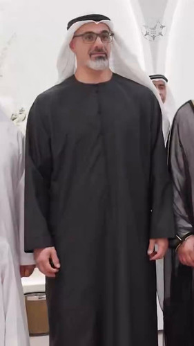 MGHPTqktfV8 omX4.jpg