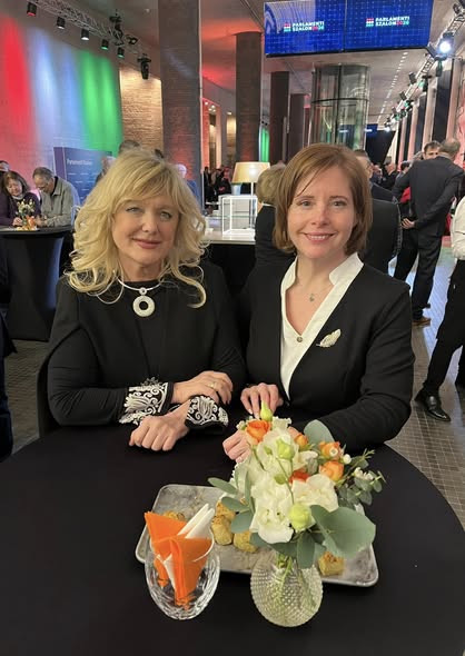 628002443 122119328187089113 852208483816500605 n.jpg?stp=cp6 dst jpg s590x590 tt6& nc cat=110&ccb=1.jpg