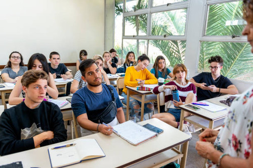 Ssc Cgl Coaching in Delhi - BST Competitive Classes.jpg