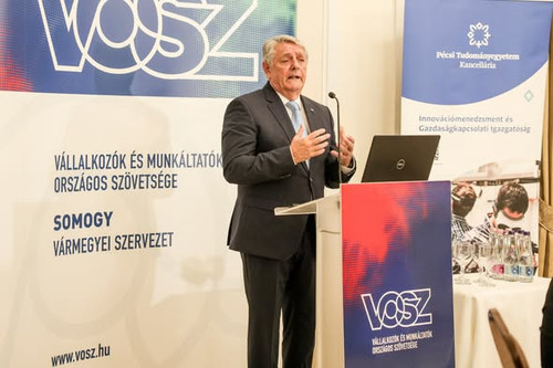 627243115 1468274661532494 7092956470379537784 n.jpg?stp=dst jpg s590x590 tt6& nc cat=105&ccb=1 7& n.jpg