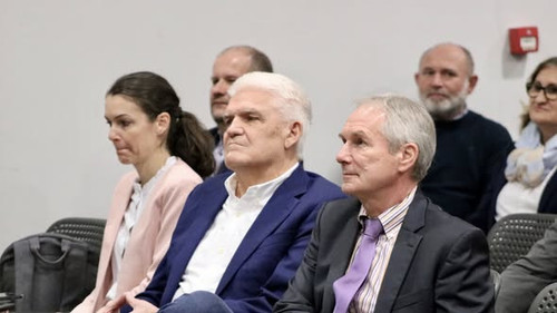 627452491 1424463055713339 1834677944769284774 n.jpg?stp=cp6 dst jpg s590x590 tt6& nc cat=105&ccb=1 .jpg