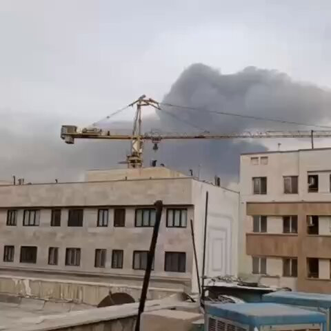 6SaS4uN1KF1xmCUi.jpg