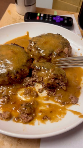 VmZF Jfd8ByxBuFY.jpg