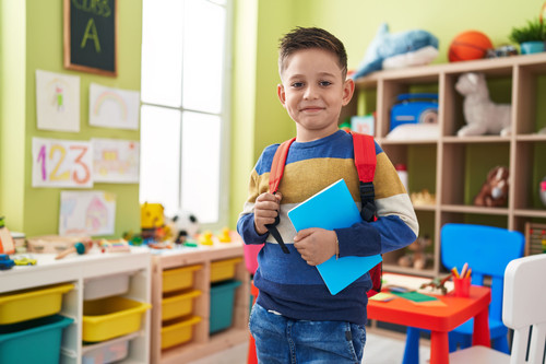 🌈 Kids ’N’ Krayons – the Best Pre Primary School in Andheri West 🧸✨.jpg