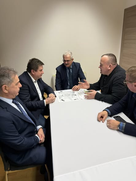 627401065 1446245777131784 4338419290321203681 n.jpg?stp=cp6 dst jpg s590x590 tt6& nc cat=109&ccb=1 .jpg