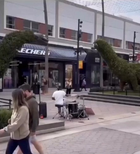 nB K6EI pJ52KqIN.jpg