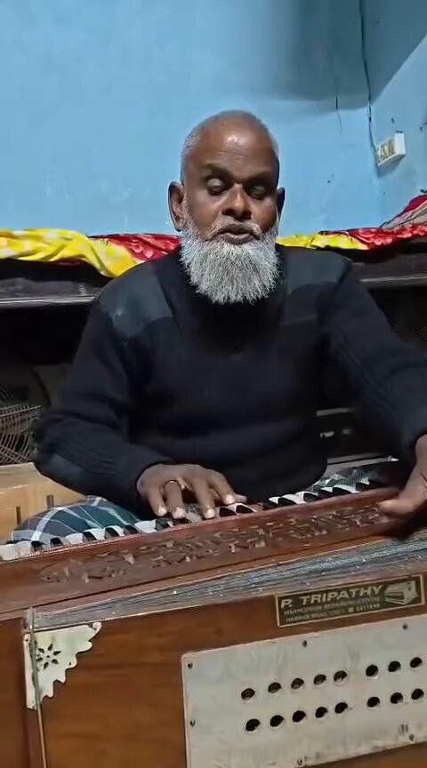 RoQKZoMqsYI 4k D.jpg