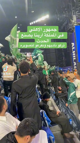 QgfjATge88WsBHbd.jpg