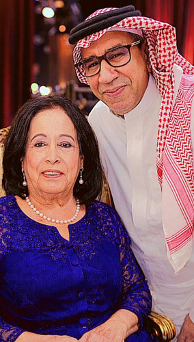 HASty1vXAAA3AlQ.jpg