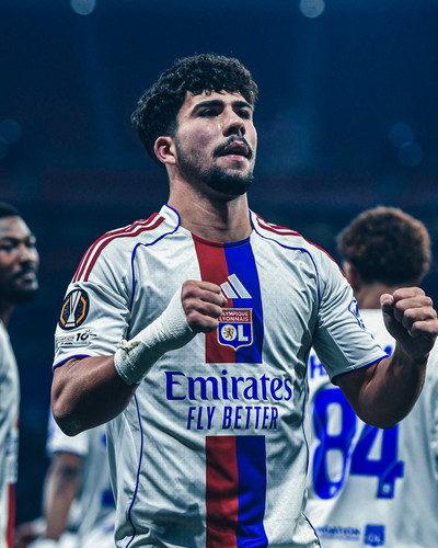 HANwrRrXgAA EIQ?format=jpg.jpg