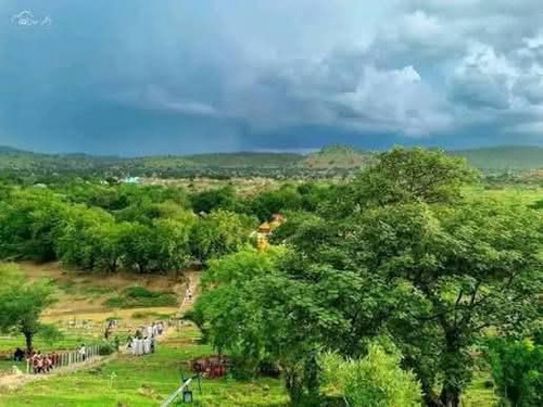 HAP LR3a0AA 7pI?format=jpg.jpg