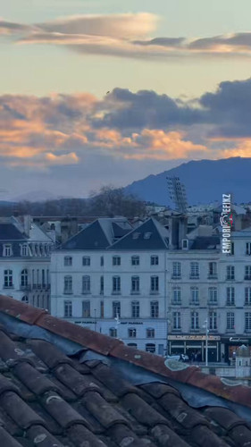 fhuAPsyb T2LCpBz.jpg