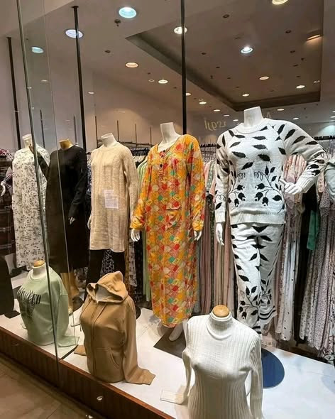 627381216 940422578515847 1031261718661514619 n.jpg?stp=dst jpg s590x590 tt6& nc cat=106&ccb=1 7& nc.jpg