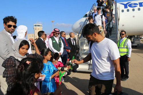 HAQMR 7XQAAkJlG?format=jpg.jpg