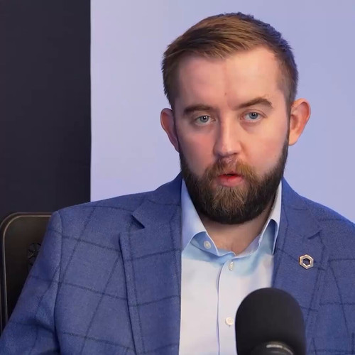 SvauMRqmeLX MODA.jpg