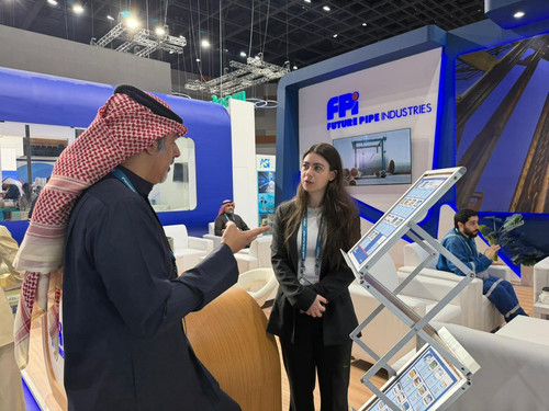 HAOkbFxaEAA8H v?format=jpg.jpg