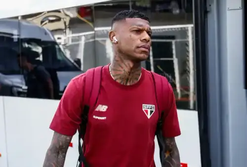 São Paulo muda três peças no xadrez: Crespo prepara estratégia para encarar o Vitória