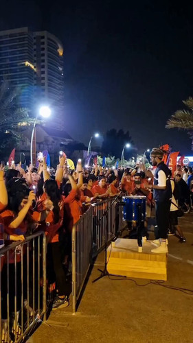 yb2fWAY0vc 5lSbG.jpg