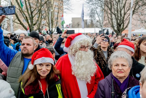 596208399 1307671858062305 1870957177061612106 n.jpg?stp=dst jpg s590x590 tt6& nc cat=105&ccb=1 7& n.jpg