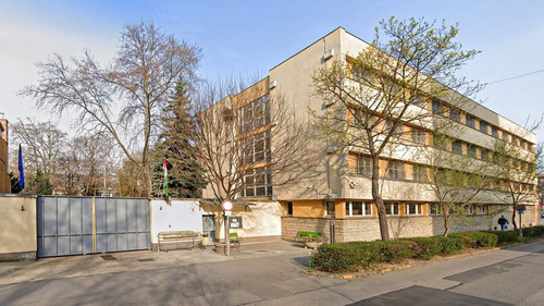 595300498 122198708114506056 8230096184259122859 n.webp?stp=dst jpg s960x960 tt6& nc cat=100&ccb=1 7.jpg