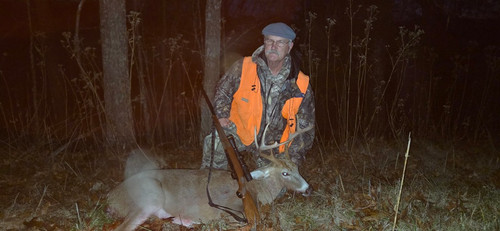 33 Wed Eve dusk buck Win Mod 70 Fwt 270win 11 26 25.jpg
