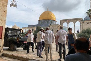 بحماية من قوات الاحتلال، اقتحم 223 مستوطناً المسجد الأقصى المبارك اليوم، بالإضافة إلى 446 آخرين تحت مسمى السياحة....