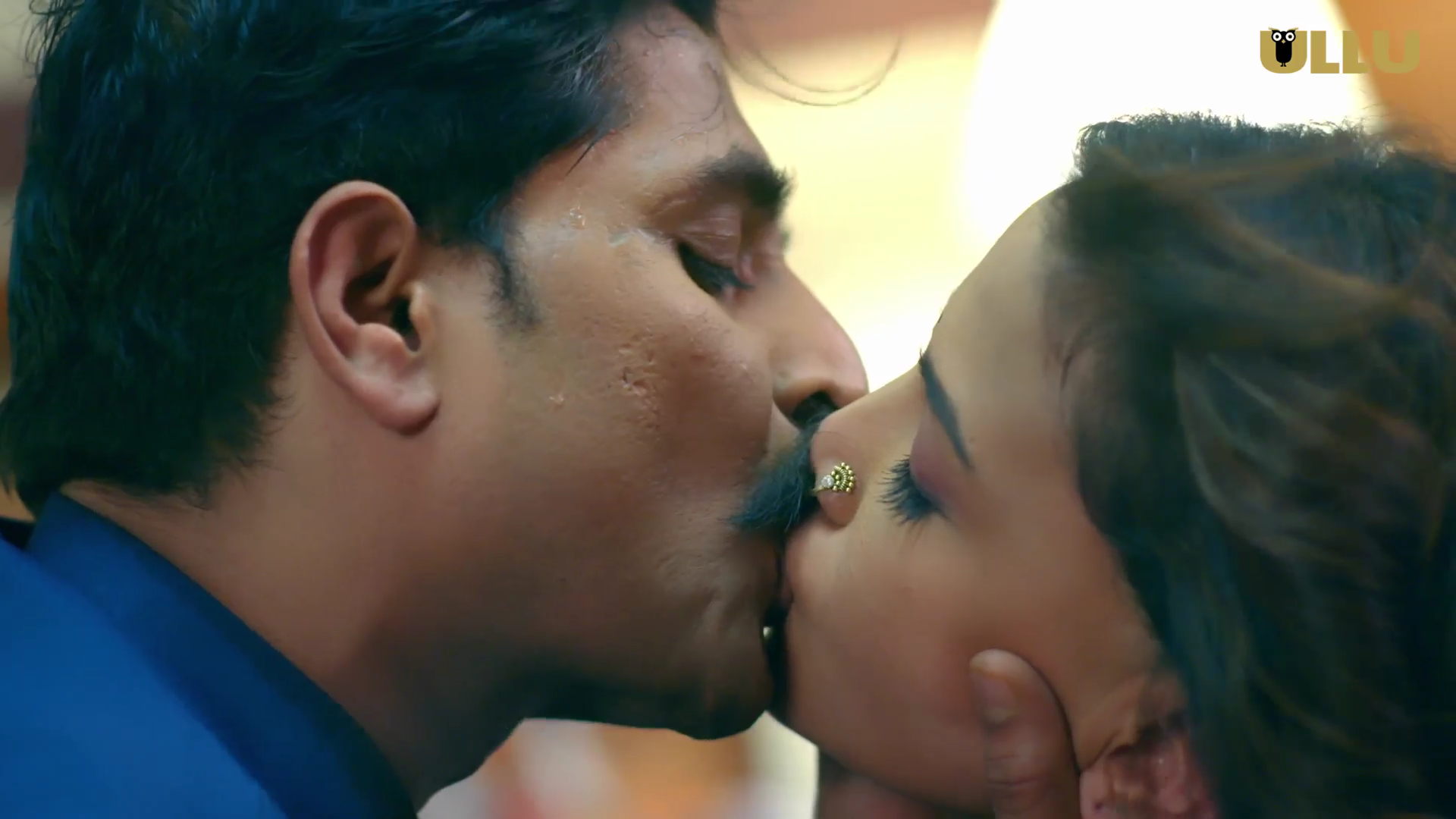 1Filmy4Wap.Cloud Palang Tod Gaon Ki Garmi 3 Part 1 S01 E03 2023 Hindi Hot Web Series Ullu 11 (2)