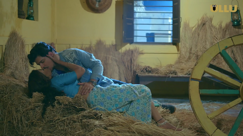 1Filmy4Wap Palang Tod Gaon Ki Garmi Part 2 S03 E01 2023 Hindi Hot Web Series Ullu 15 (3).png
