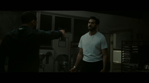 The.Asset.S01E01.Building.the.Legend.2160p.NF.WEB DL.CZ DA.DD+5.1.DoVi.HDR.H.265 CHDWEB.mkv 20251207.jpg
