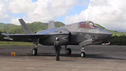 U7j64 zA32V WbaB.jpg