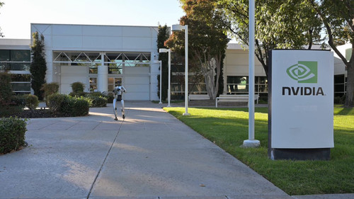 eZA Bpa8lLkS8Gwf.jpg