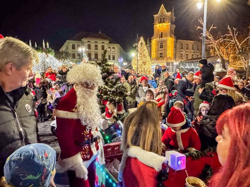 594278190 1423149889378305 6591868145201146811 n.jpg?stp=dst jpg s590x590 tt6& nc cat=104&ccb=1 7& n.jpg