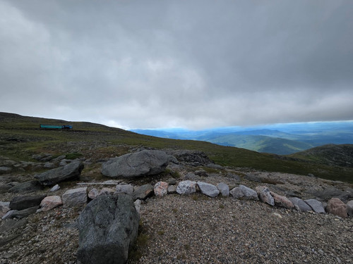 21 Mt Washington Cog Train Descending.jpg