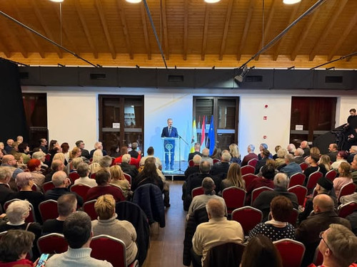 594290927 1286232486643410 4489194066877739021 n.jpg?stp=dst jpg s590x590 tt6& nc cat=107&cb2=99be92.jpg