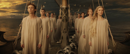 The.Lord.of.the.Rings.The.Rings.of.Power.S01E01.A.Shadow.of.the.Past.2160p.AMZN.WEB DL.CZ EN.DD+5.1..jpg