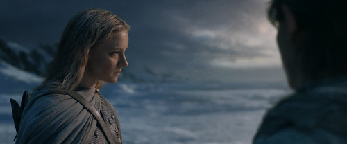 The.Lord.of.the.Rings.The.Rings.of.Power.S01E01.A.Shadow.of.the.Past.2160p.AMZN.WEB DL.CZ EN.DD+5.1..jpg