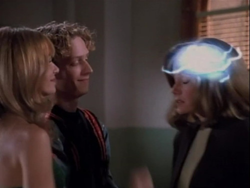 Weird Science s3e14 Fly Boy Jamie Rose zap 1.jpg