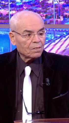 BQUNyayISeUOYiav.jpg