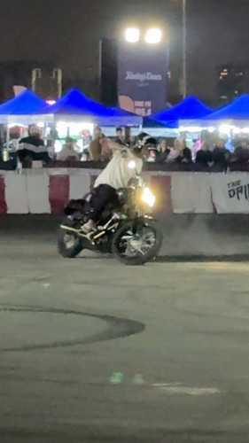 F1JgUeeHWp3IwExT.jpg