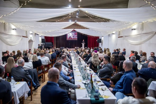 614856064 1392992672614935 4206743287399038599 n.jpg?stp=dst jpg s590x590 tt6& nc cat=111&ccb=1 7& n.jpg