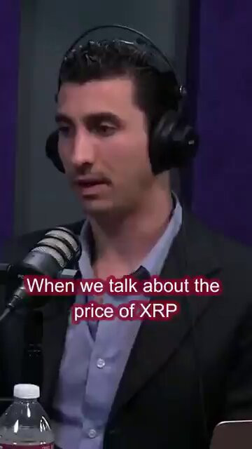 NezKiaEI87Wk QVN.jpg