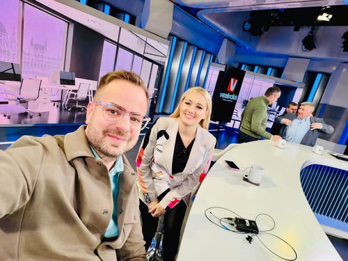 615947350 122246703842131199 4139485027463212787 n.jpg?stp=dst jpg s720x720 tt6& nc cat=103&ccb=1 7&.jpg