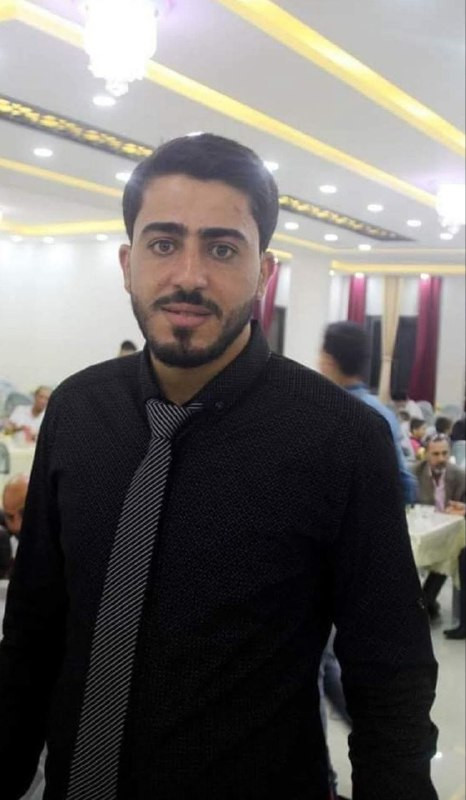 صورة الشاب مثنى حمد جازي (35 عامًا) من بلدة الساوية جنوب نابلس، والذي أُصيب برصاصتين في الصدر والقدم أطلقهما عليه جنود الاحتلال أثناء محاولته اجتياز ج...