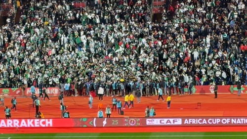 1ebMQT VXfCODwMM.jpg