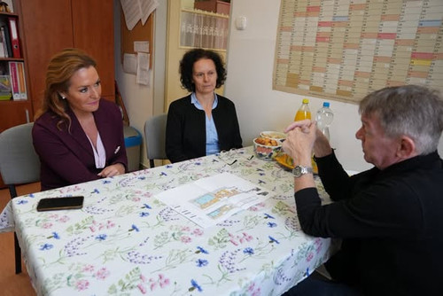 615422605 1452624686874454 1944129275345616677 n.jpg?stp=dst jpg s590x590 tt6& nc cat=100& nc cb=99b.jpg