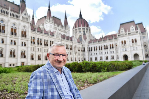 615150525 1273946424545767 537634932923024892 n.jpg?stp=dst jpg p180x540 tt6& nc cat=107&ccb=1 7& nc.jpg