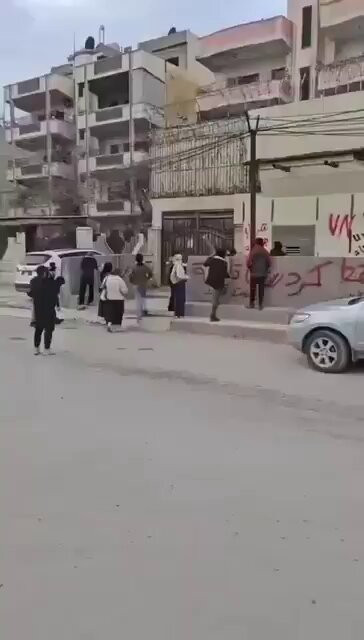 LMAZmzbBeiVnm 5R.jpg